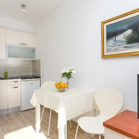 Apartmán By The Sea Brela, Makarska - 21803 *